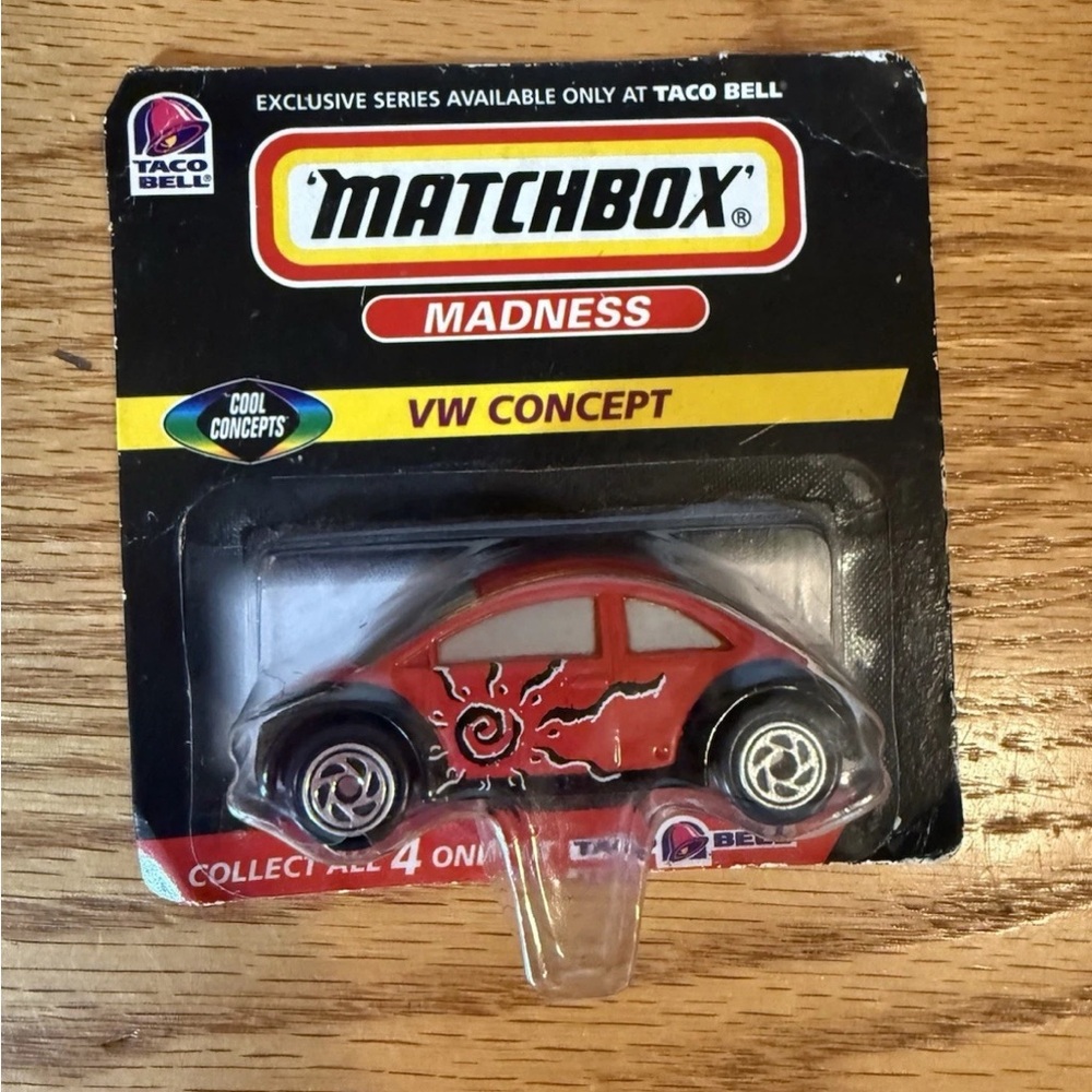 RARE NEW NIB COLLECTIBLE 1998 TACO BELL MATCHBOX MADNESS VW CONCEPT Series 4 NWT